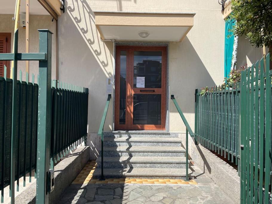 Free Parking Casa Con Giardino - Centro Mare A 5 Minuti Apartment ปิเอตราลิกูเร ภายนอก รูปภาพ