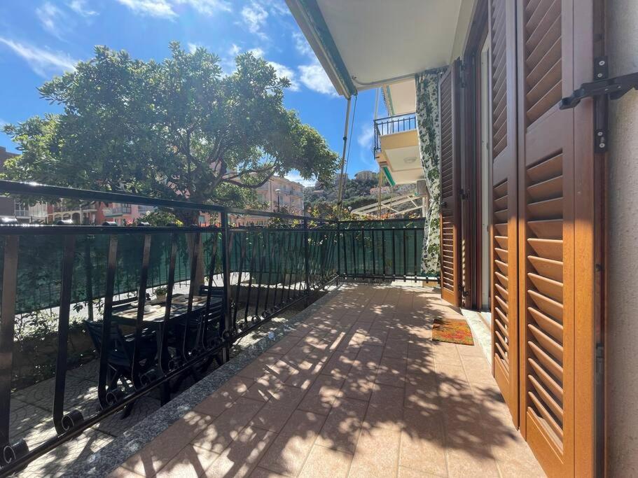 Free Parking Casa Con Giardino - Centro Mare A 5 Minuti Apartment ปิเอตราลิกูเร ภายนอก รูปภาพ