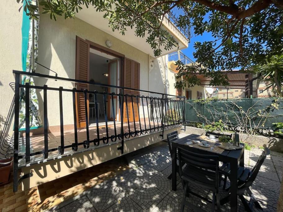 Free Parking Casa Con Giardino - Centro Mare A 5 Minuti Apartment ปิเอตราลิกูเร ภายนอก รูปภาพ