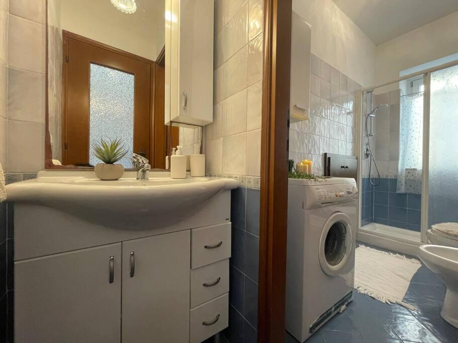 Free Parking Casa Con Giardino - Centro Mare A 5 Minuti Apartment ปิเอตราลิกูเร ภายนอก รูปภาพ